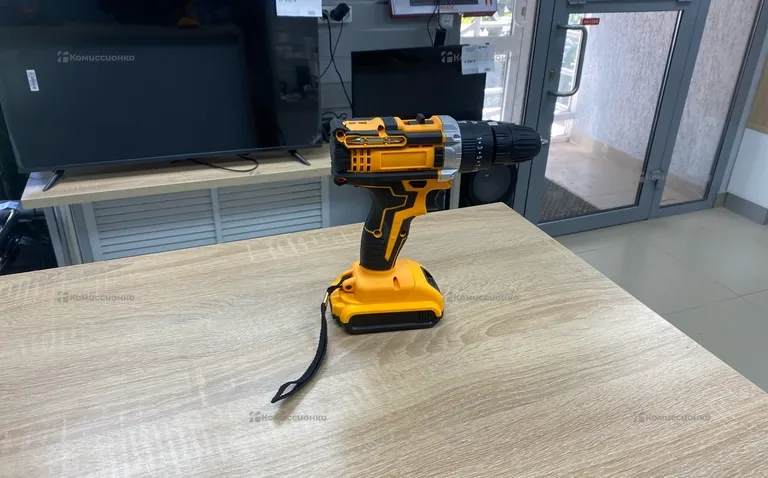 Аккумуляторная дрель шуруповерт DeWalt rep.