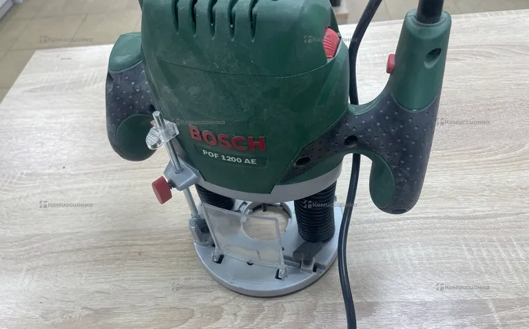 Фрезер Bosch POF 1200 AE