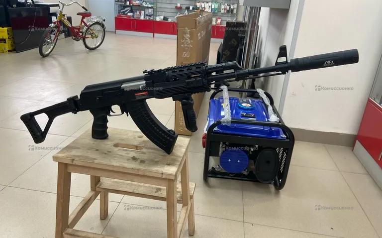 Автомат страйкбольный AK-74M