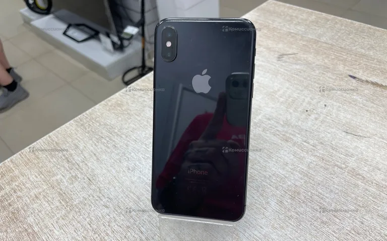 Apple iPhone X 64ГБ