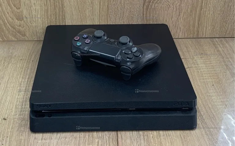 Приставка PS4. slim 1tb
