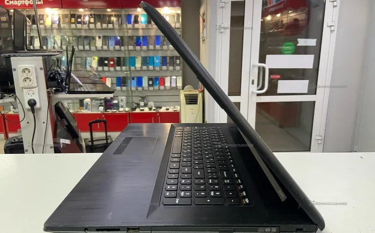 Ноутбук Lenovo