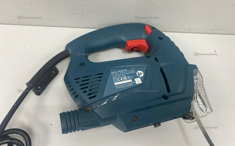 Электролобзик BOSCH GST 700