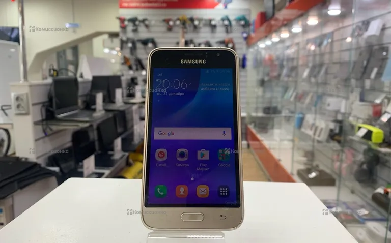 Samsung Galaxy J1 2016