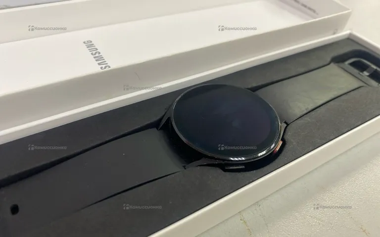 Часы  Samsung Galaxy Watch 4 44mm