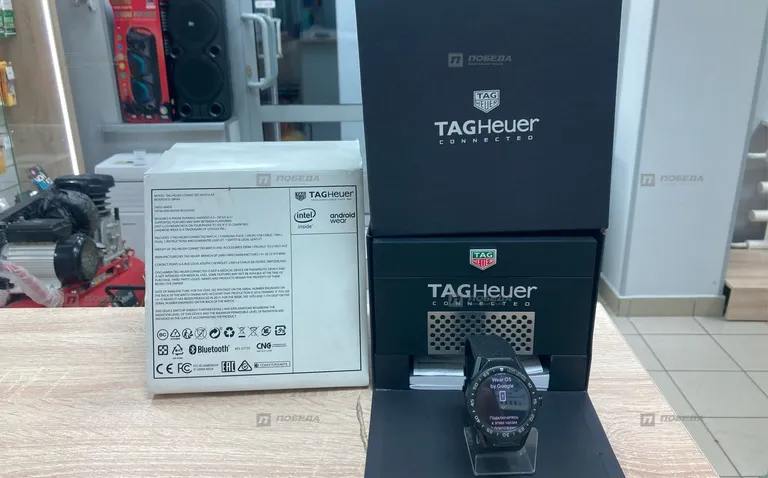 Часы TAG Heuer SBF8A