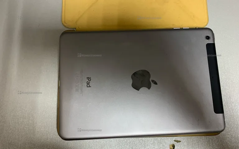 Планшет Apple iPad mini 2 32Gb Wi-Fi