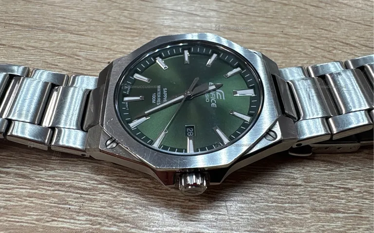 Часы  Casio EFR-S108