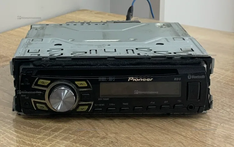 Автомагнитола  Pioneer DEH-7300BT