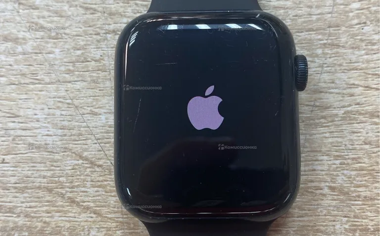 Часы Apple Watch SE 2 44mm