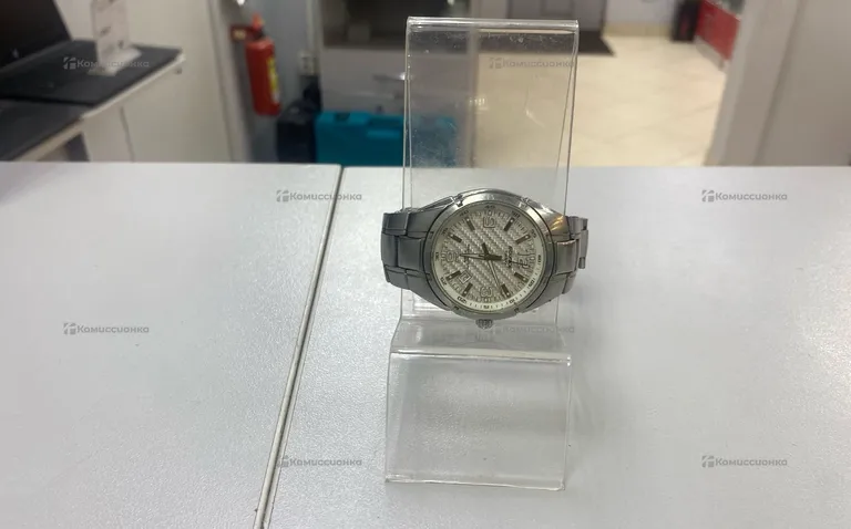 Часы  casio