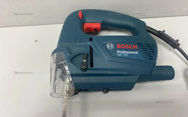 Электролобзик BOSCH GST 700