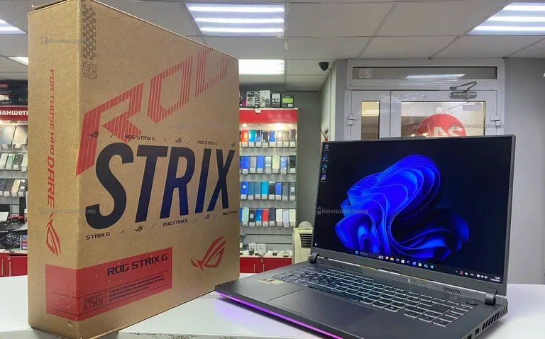 Ноутбук Asus Rog Strix Ryzen 9 8940H/RTX 5060
