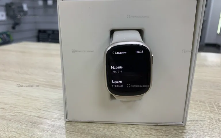 Часы Honor Watch 4