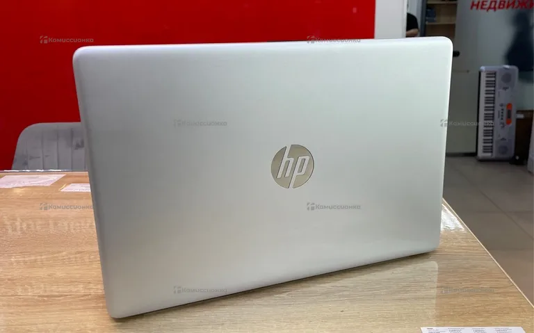 Ноутбук  HP 15s-eq1353ur