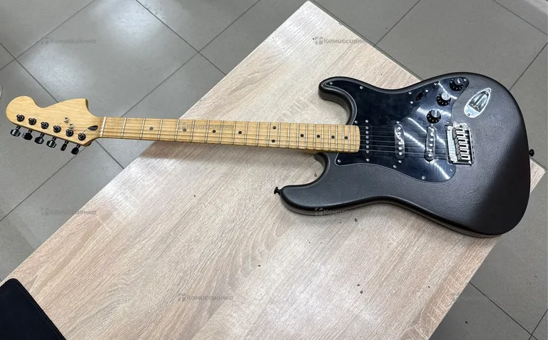 Электрогитара Squire By Fender