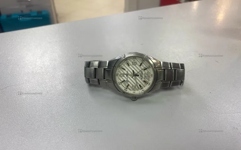 Часы  casio