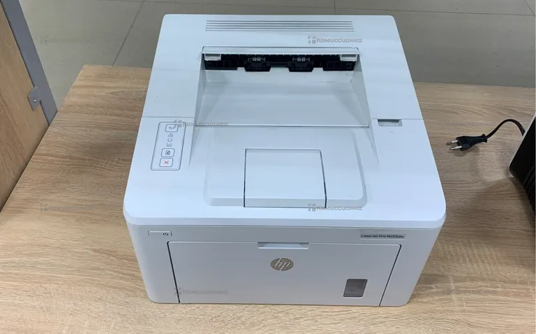 принтер HP Laser Jet Pro M203dw