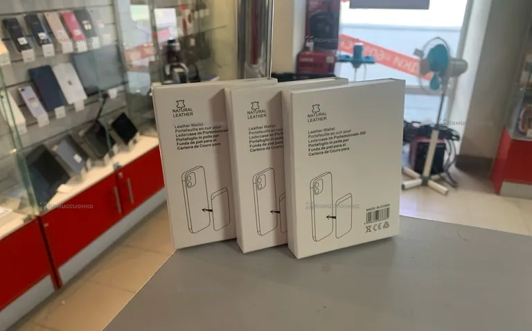 Картхолдер Apple