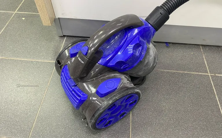 Пылесос  Dexp H-1600