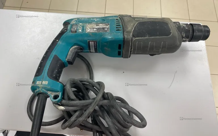 перфаратор makita HR2470