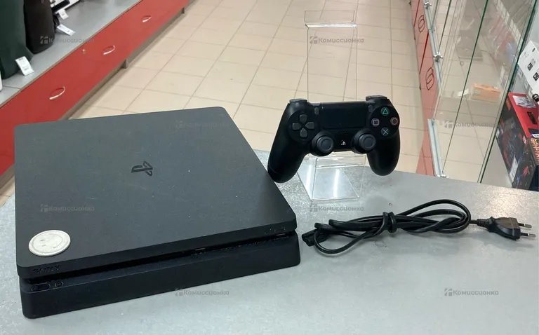 Приставка PS4. Slim 1TB.