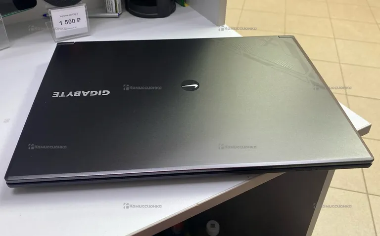 Ноутбук  Gigabyte i7-13650HX RTX 4050