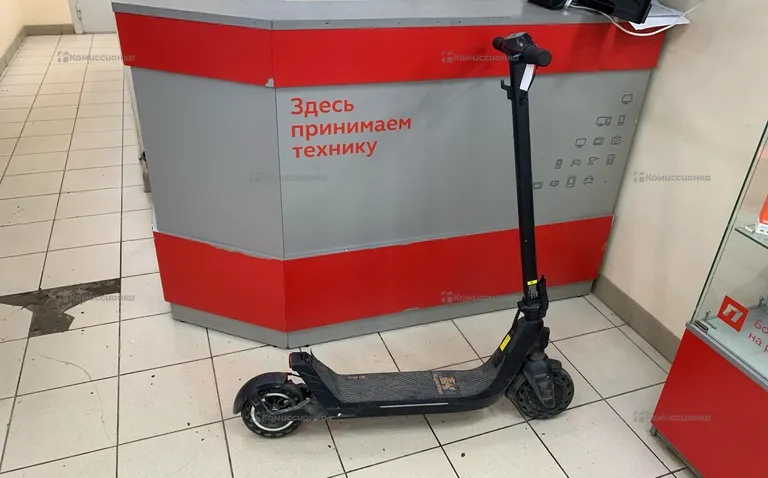 Электронный самокат куго