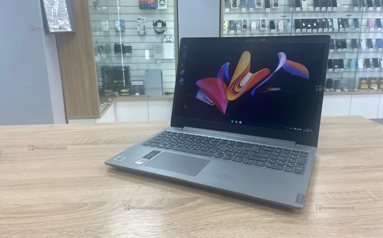 Ноутбук  Lenovo L3
