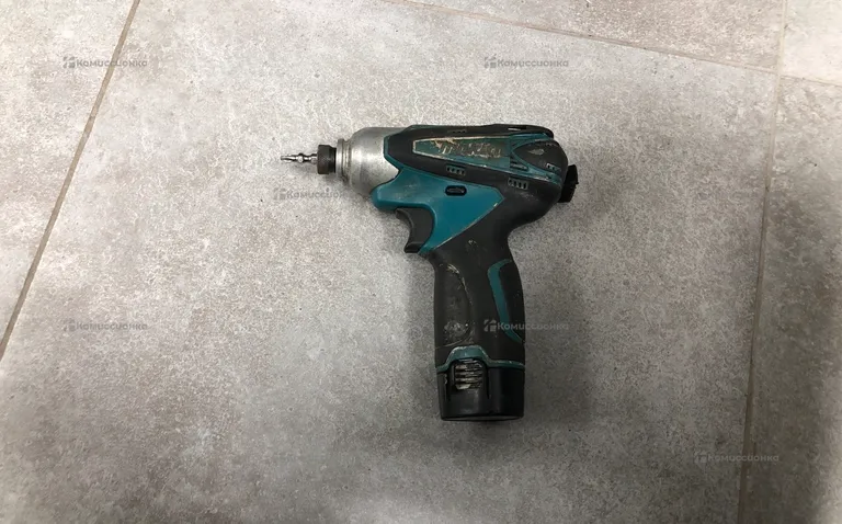 Шуруповерт makita TD090D