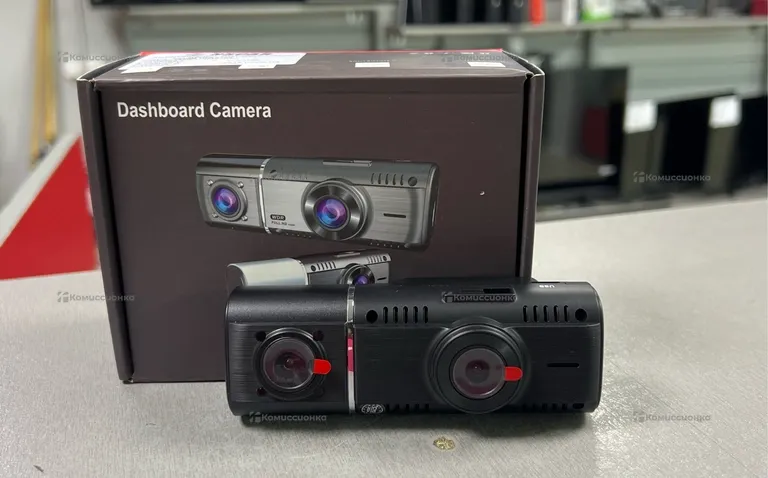 Видеорегистратор  NSCAR DVR0121 на 2 камеры