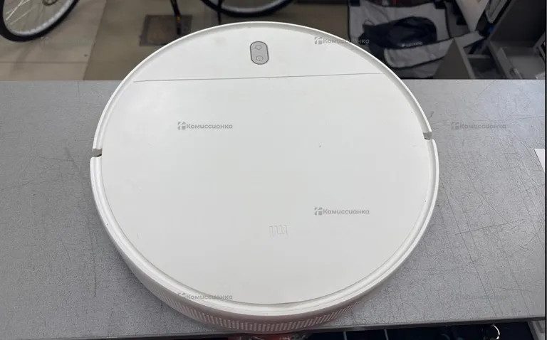 Пылесос  робот Xiaomi Mi robot Vaacum mop