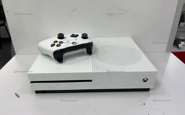 Приставка Xbox one s 500 ГБ с дисководом