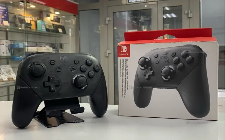 Nintendo Геймпад Nintendo Switch Pro