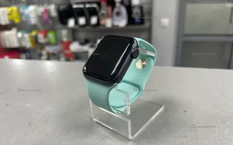Часы  Apple Watch se 40mm