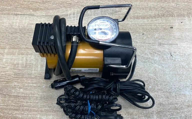 Компрессор автомобильный GOLDEN SNAIL Gs9204