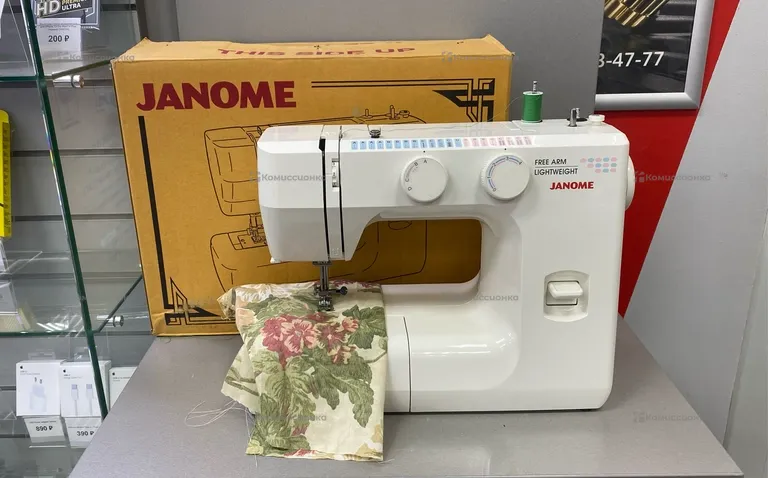 Швейная машина Janome 743-03