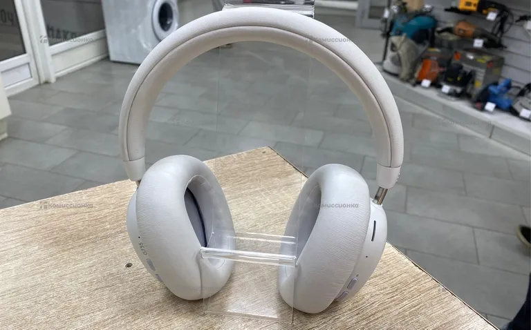 Наушники  Logitech G735