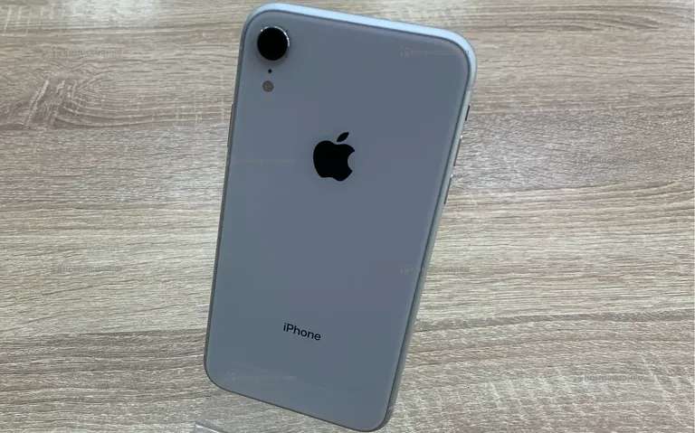 iPhone XR 128