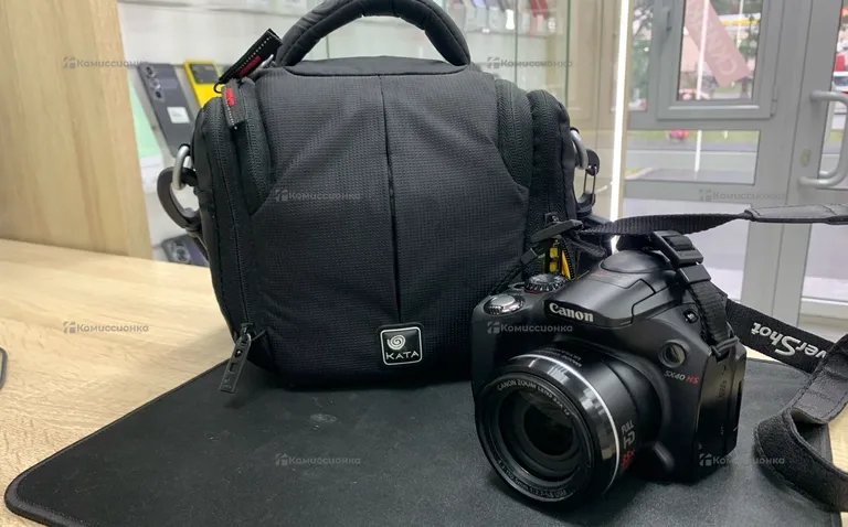 Фотоаппарат  Canon PC1680