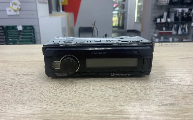 Автомагнитола Pioneer MVH-S110UB