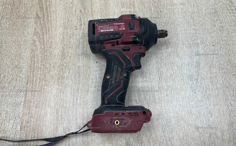гайковерт ударный бесщеточный Niw-20-accum