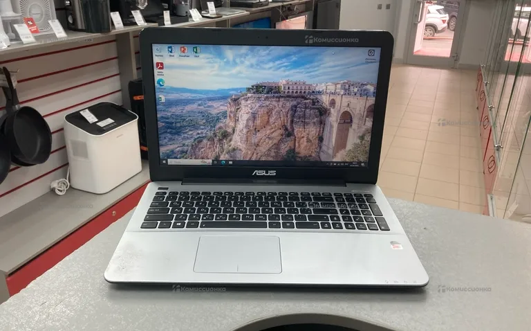 Ноутбук  ASUS