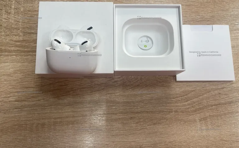 Наушники  Apple AirPods Pro