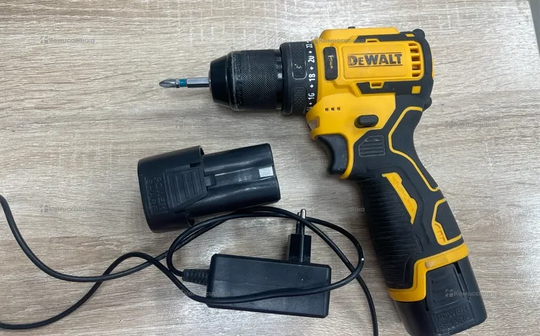 Dewalt dcd12va
