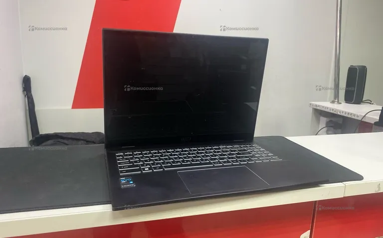Ноутбук  MSI