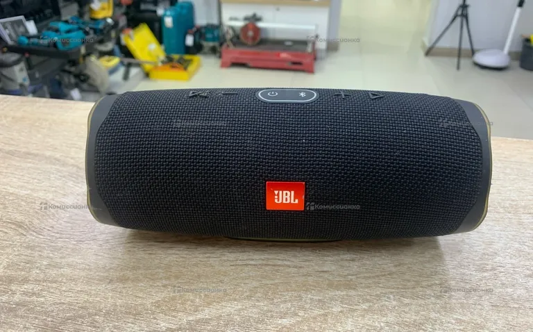Колонка  JBL Charge 4