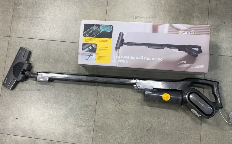 Пылесос Deerma dx700s