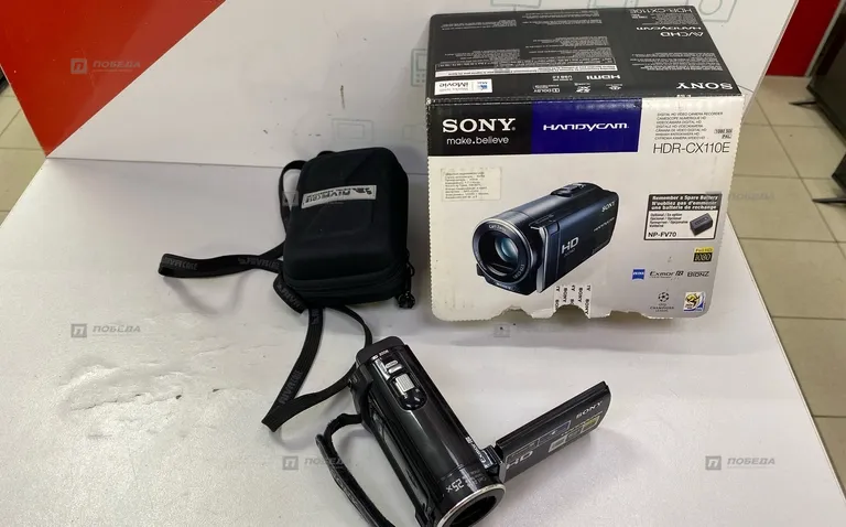 Видеокамера Sony HDR-110E