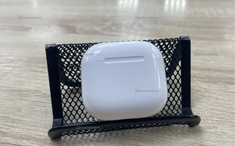 Наушники  AirPods 4